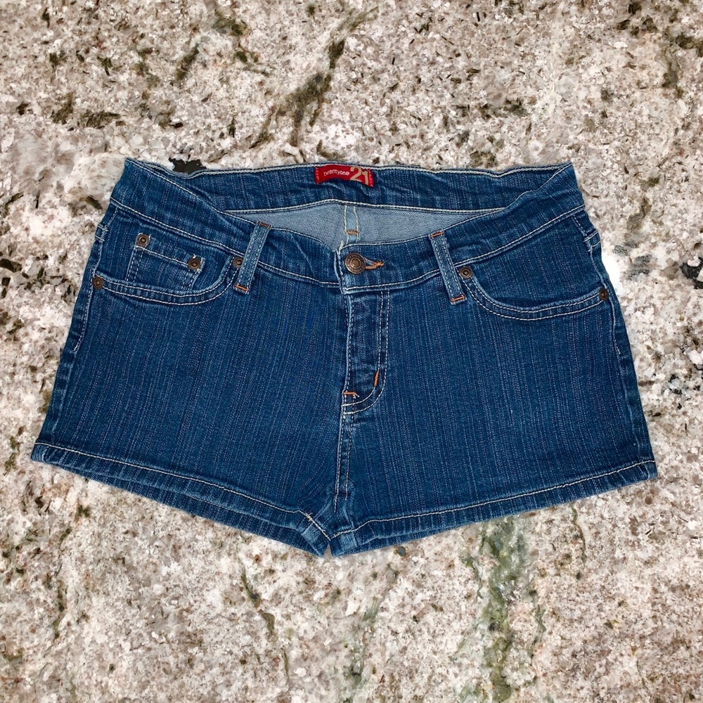 Forever 21 Jean Stretch Junior Shorts Size 32